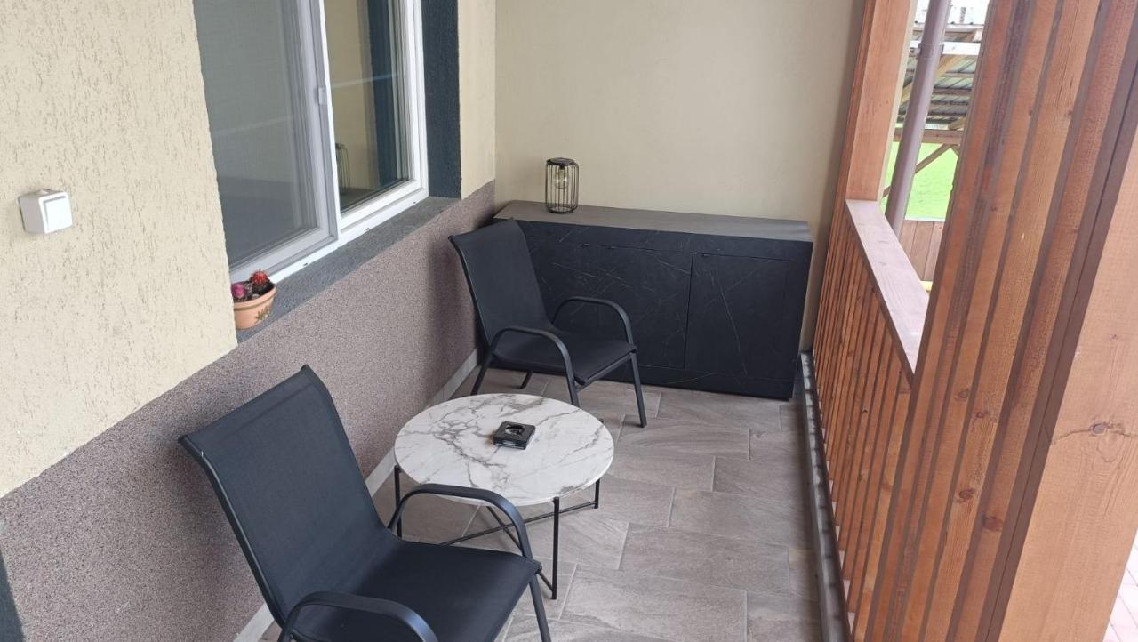 New Apartment Apartament Modern Recent Construit Modern Ujepitesu Tarsashazi Lakresz М'єркуря-Чук Екстер'єр фото