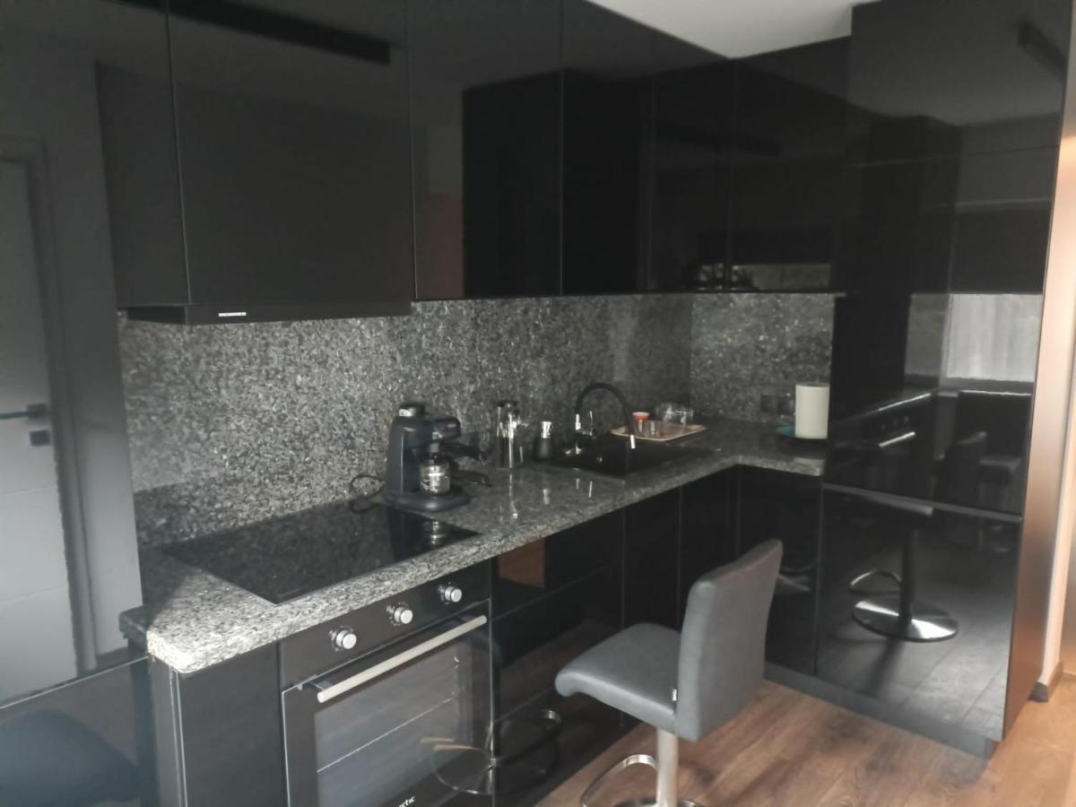 New Apartment Apartament Modern Recent Construit Modern Ujepitesu Tarsashazi Lakresz М'єркуря-Чук Екстер'єр фото